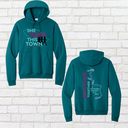 She Runs This Town – Hoodie
