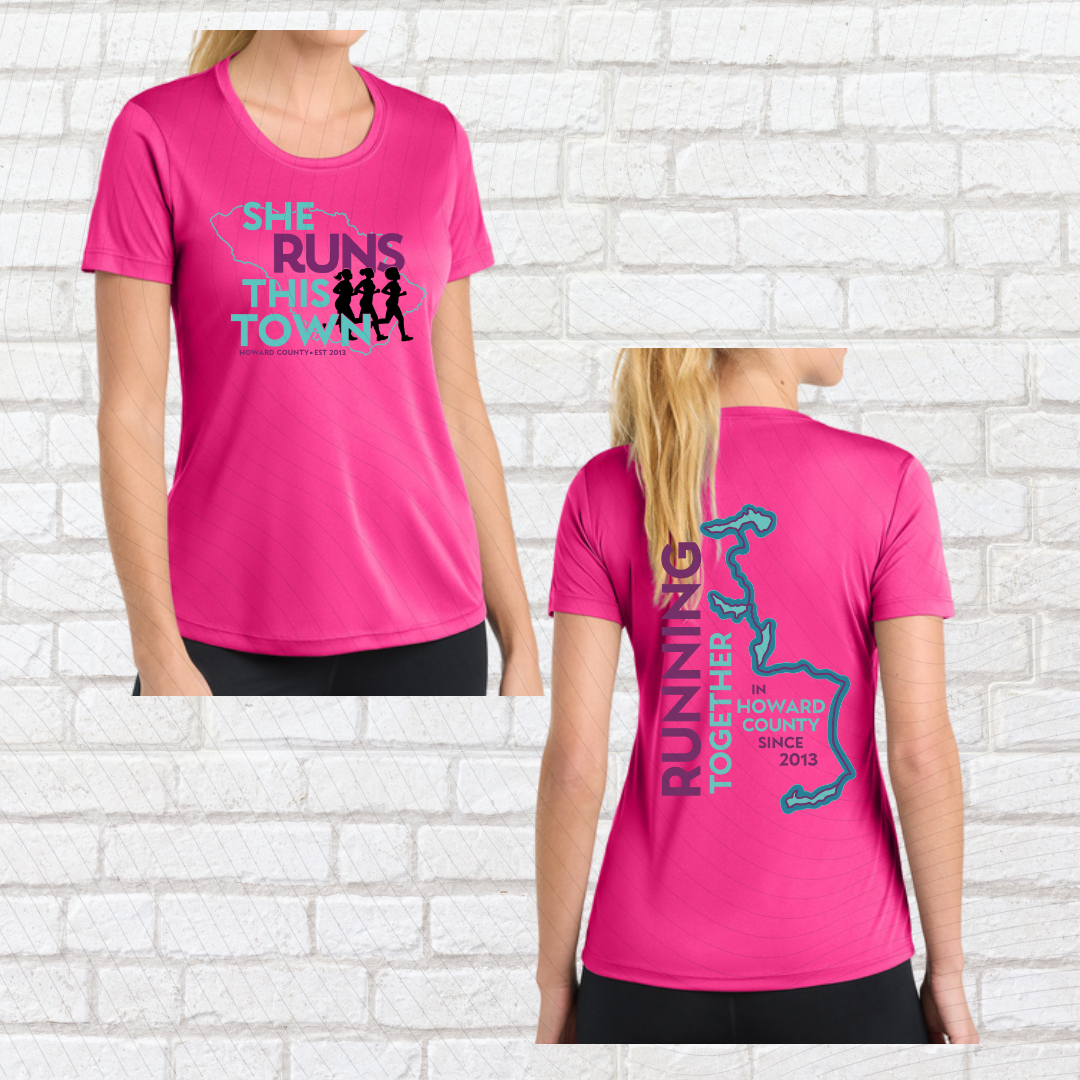 She Runs This Town – Performance Ladies Fit Tee