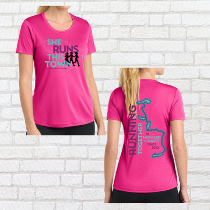 She Runs This Town – Performance Ladies Fit Tee